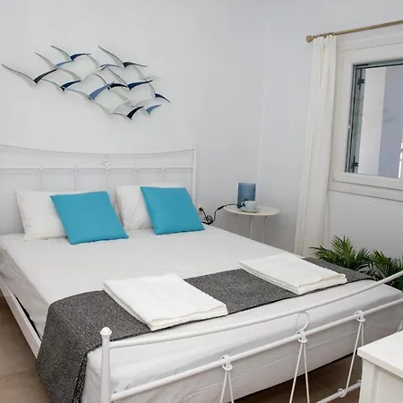 Sunny Bay Villa Agia Marina  Exterior photo